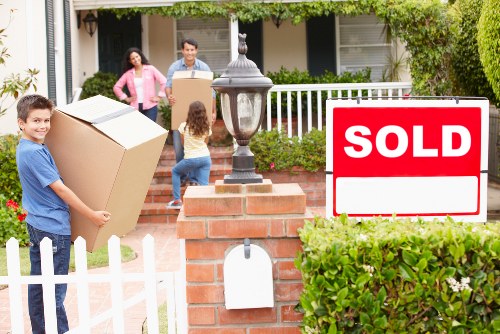 Detailed furniture pick-up process with secure loading